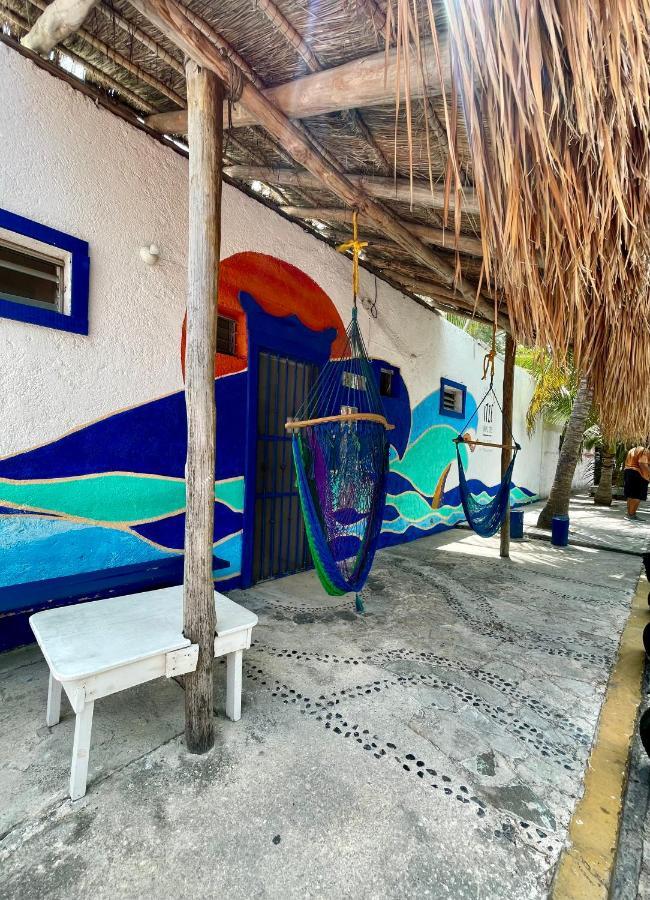 Itze Hostel Isla Mujeres Zewnętrze zdjęcie